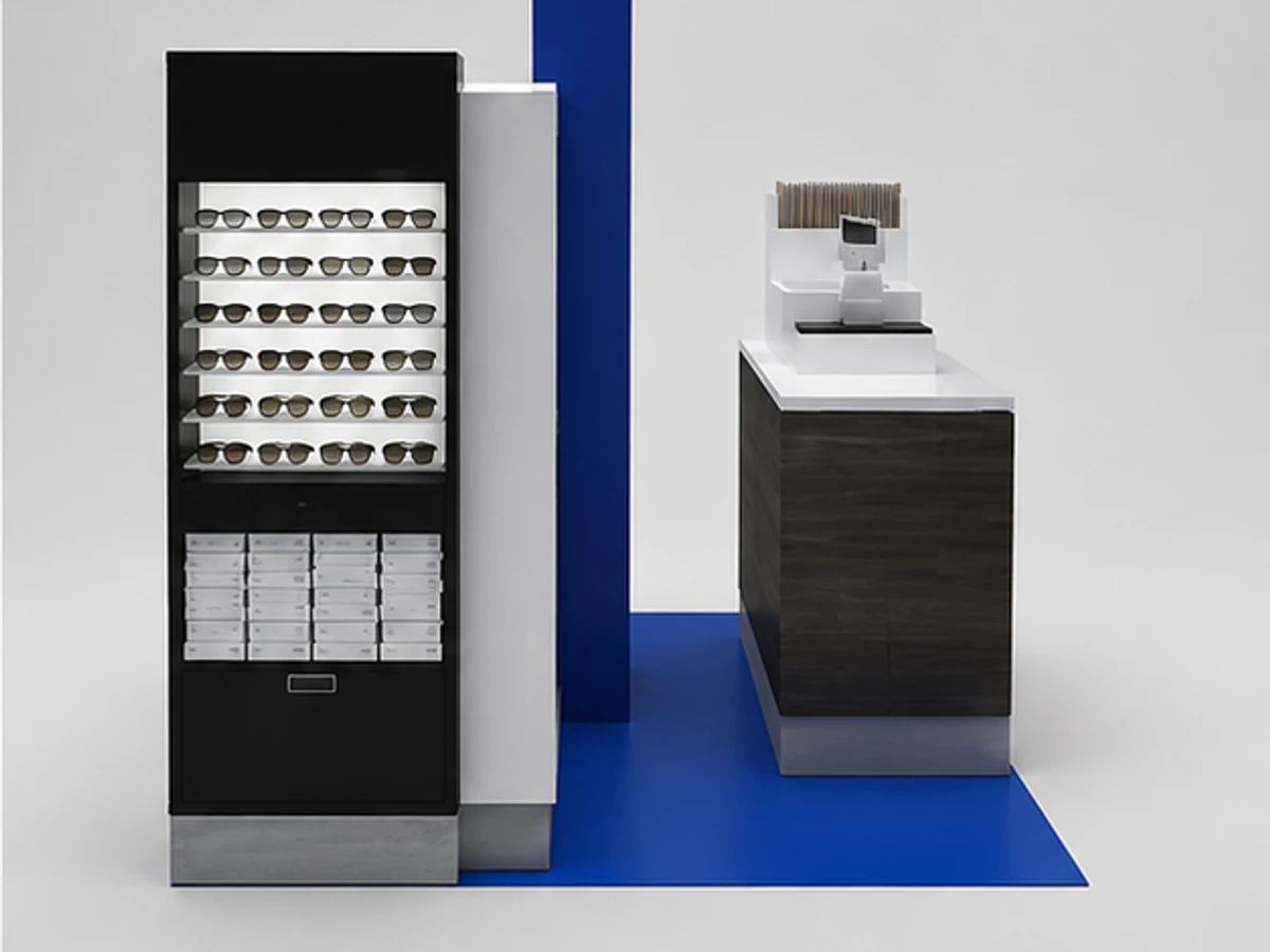 Independent sunglasses cabinets | eyeglasses display stand in the mall staff storage and display detail